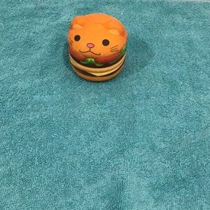 Cat hamburger bun squishy